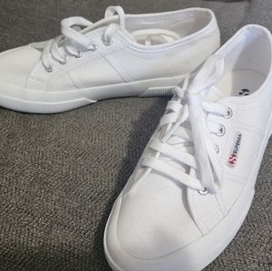 New w out tags Superga sneakers
